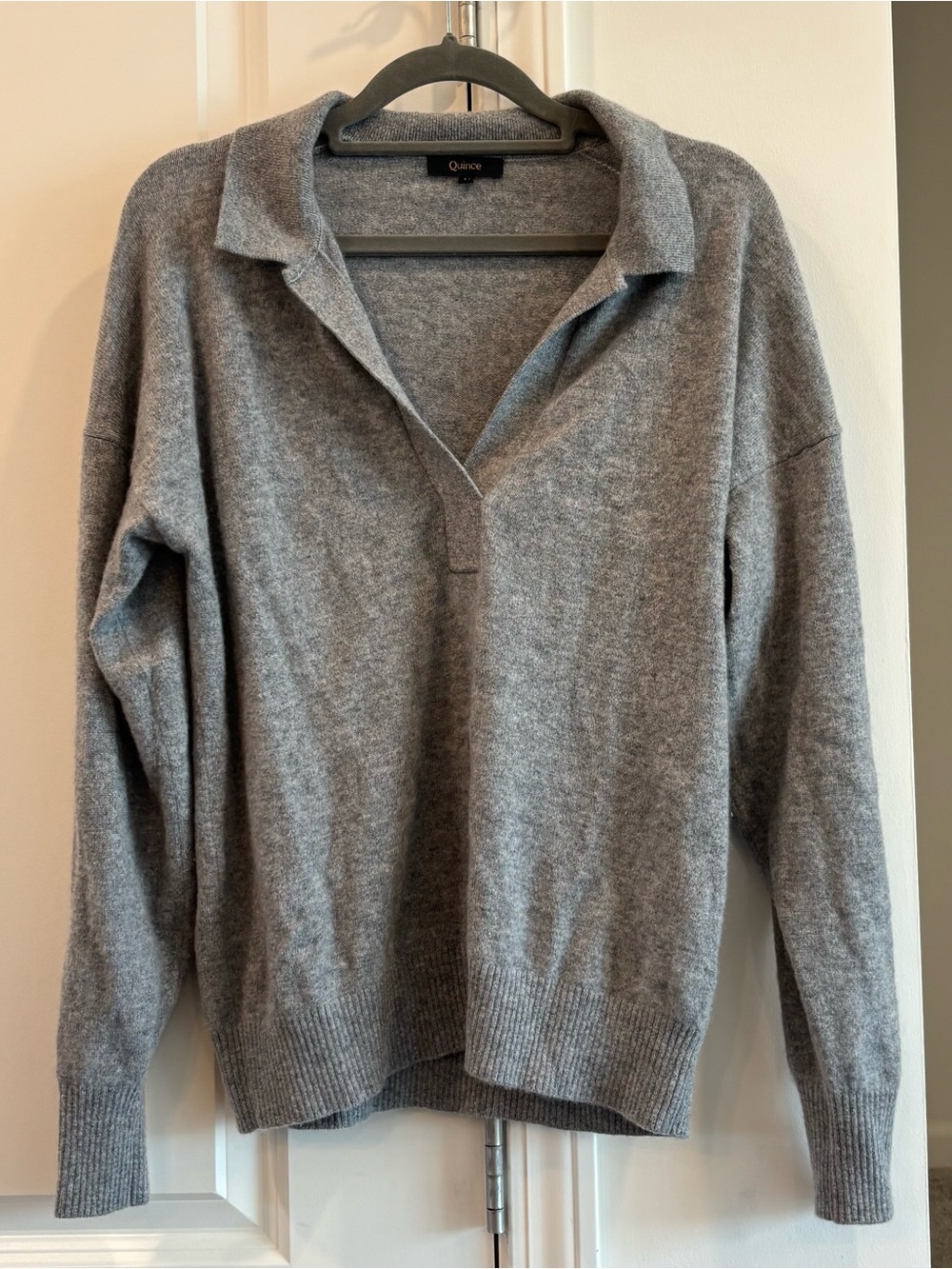 Quince Women's Gray Polo V-Neck 100% Cashmere Sweater